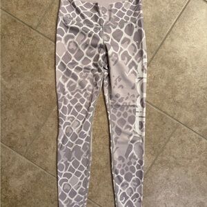 AIM’N athletic leggings